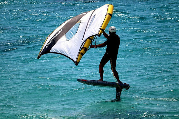 🏄‍♂️ Mit welcher Winggröße sollte man beim Wingfoiling beginnen?